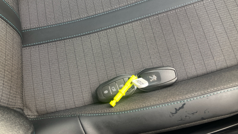 Peugeot 2008 100kW Allure Premium 50kWh 5dr Auto Electric Estate